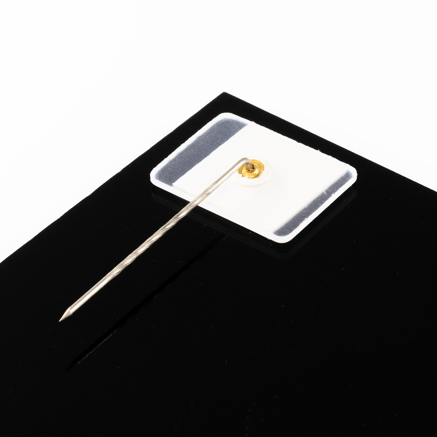 Pin Mount